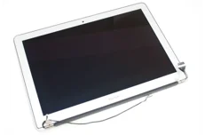 Produktbild för Apple MacBook Air 13,3" A1466 / A1369 (2010 - 2012) - Skärmbyte (renoverad) - Grade B+